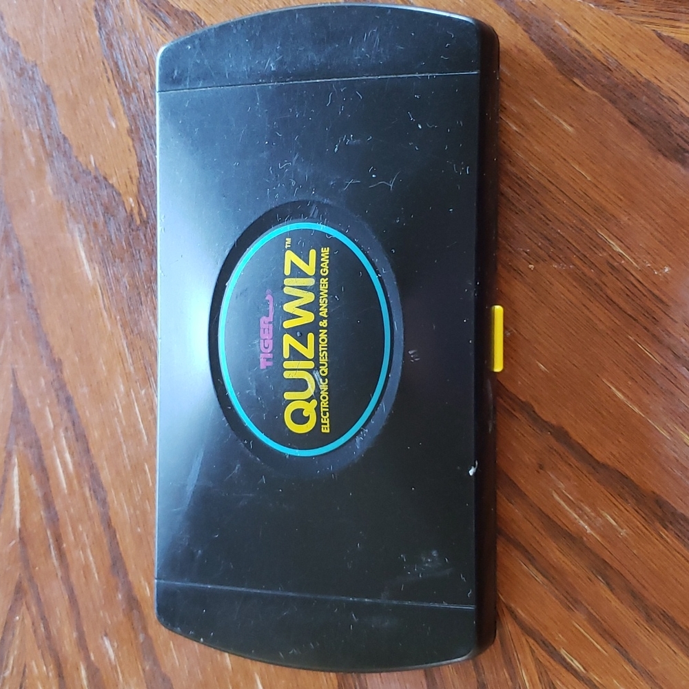Tiger Quiz Wiz Hand Held Electronic Game